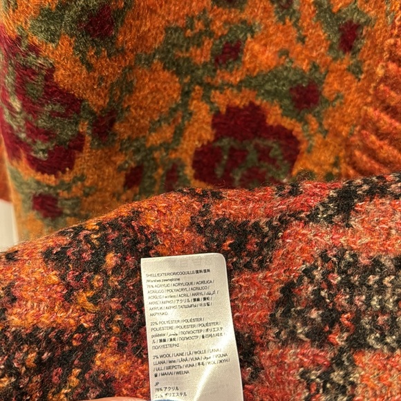 Desigual NWT Arezzo Heavy Gauge Jacket in a Acrylic/Polyester blend with pockets - Picture 10 of 10